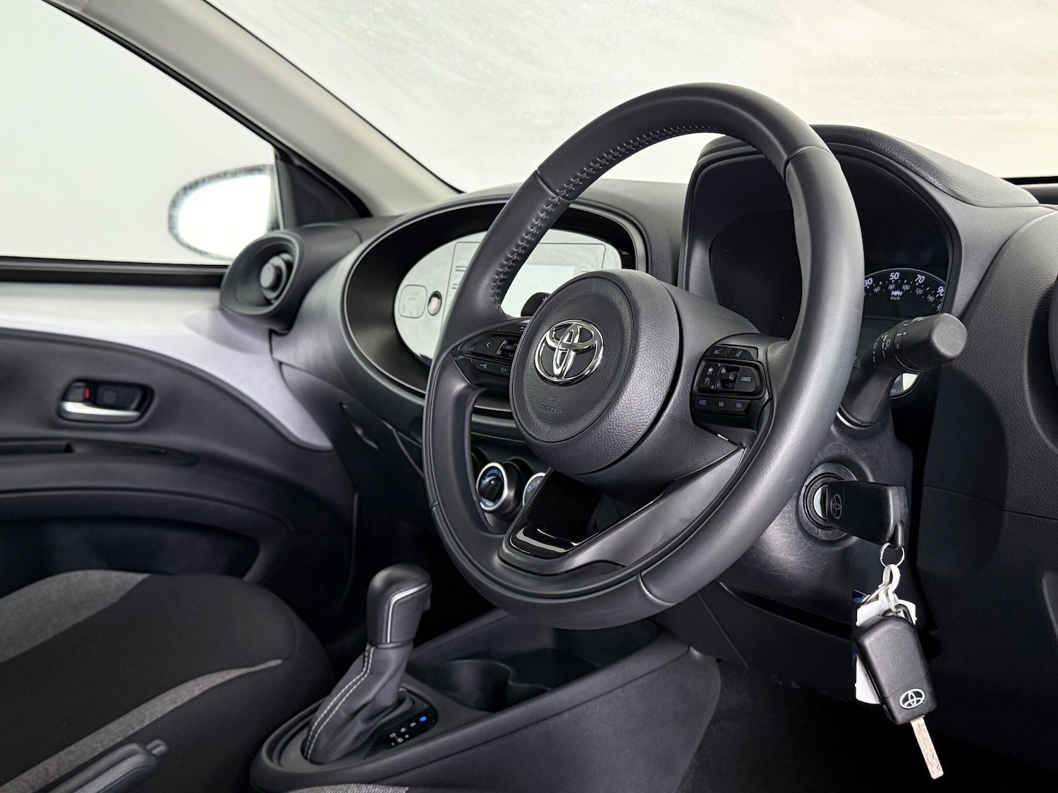 Used Toyota Aygo X 2022 for sale - 77259653: Photo 14