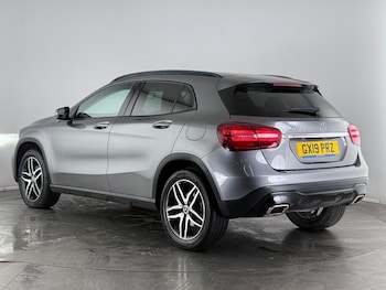Used Mercedes-Benz GLA 2019 for sale - 77345814: Photo