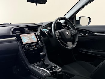 Used Honda Civic 2017 for sale - 79388880: Photo