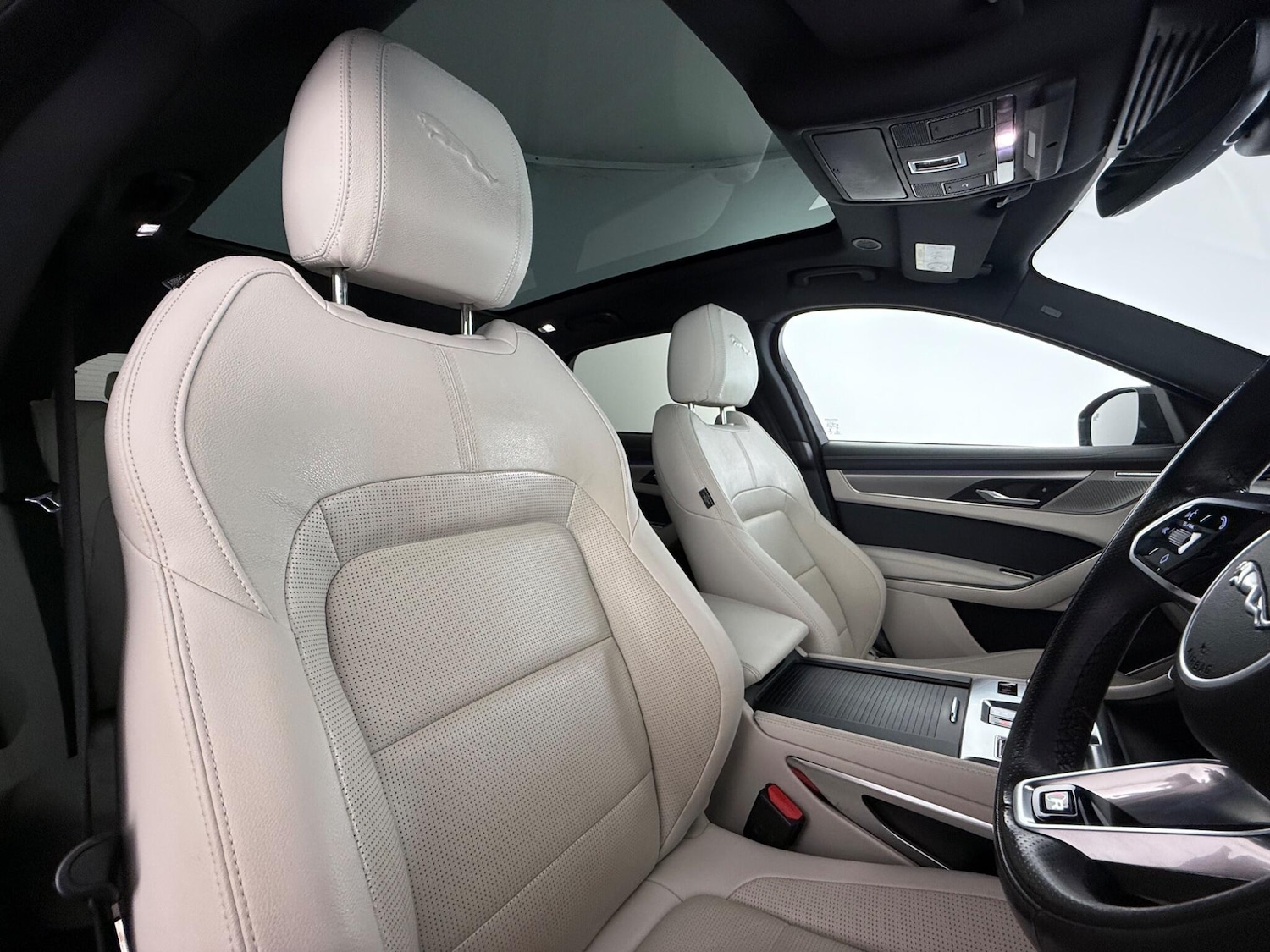 Used Jaguar F-Pace 2021 for sale - 77769871: Photo 11