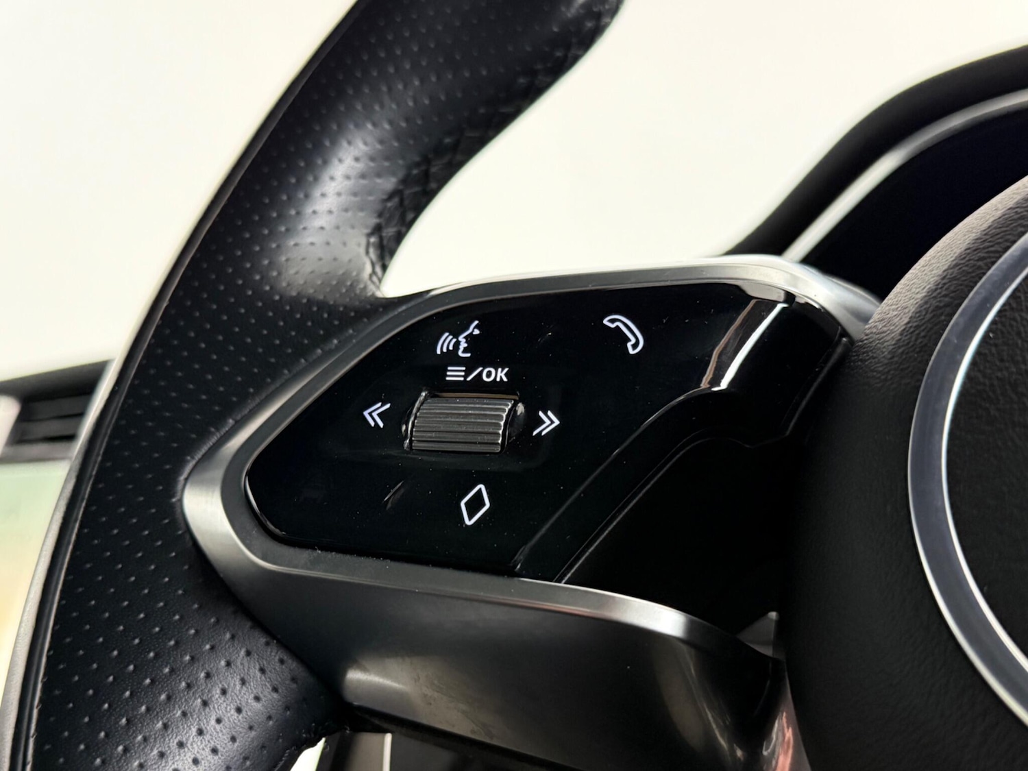 Used Jaguar F-Pace 2021 for sale - 77769871: Photo 20