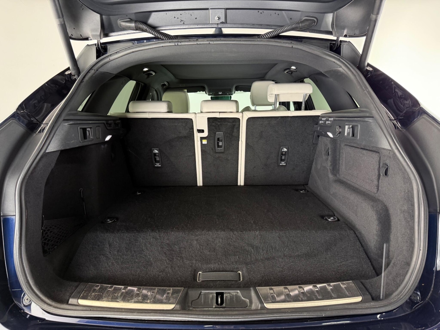 Used Jaguar F-Pace 2021 for sale - 77769871: Photo 9