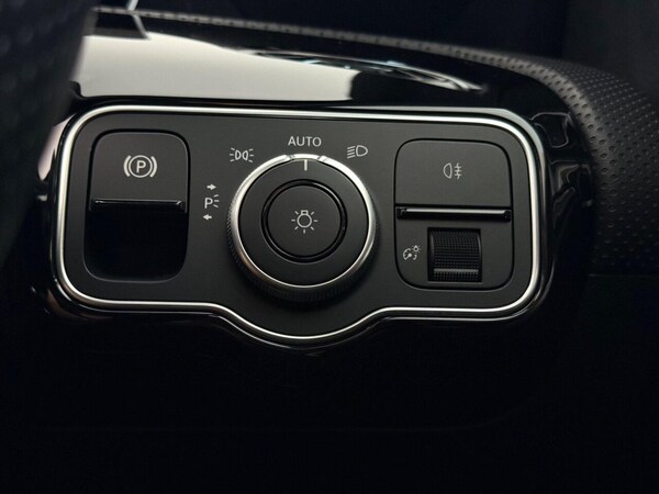 Used Mercedes-Benz A-Class 2019 for sale - 75597143: Photo 27