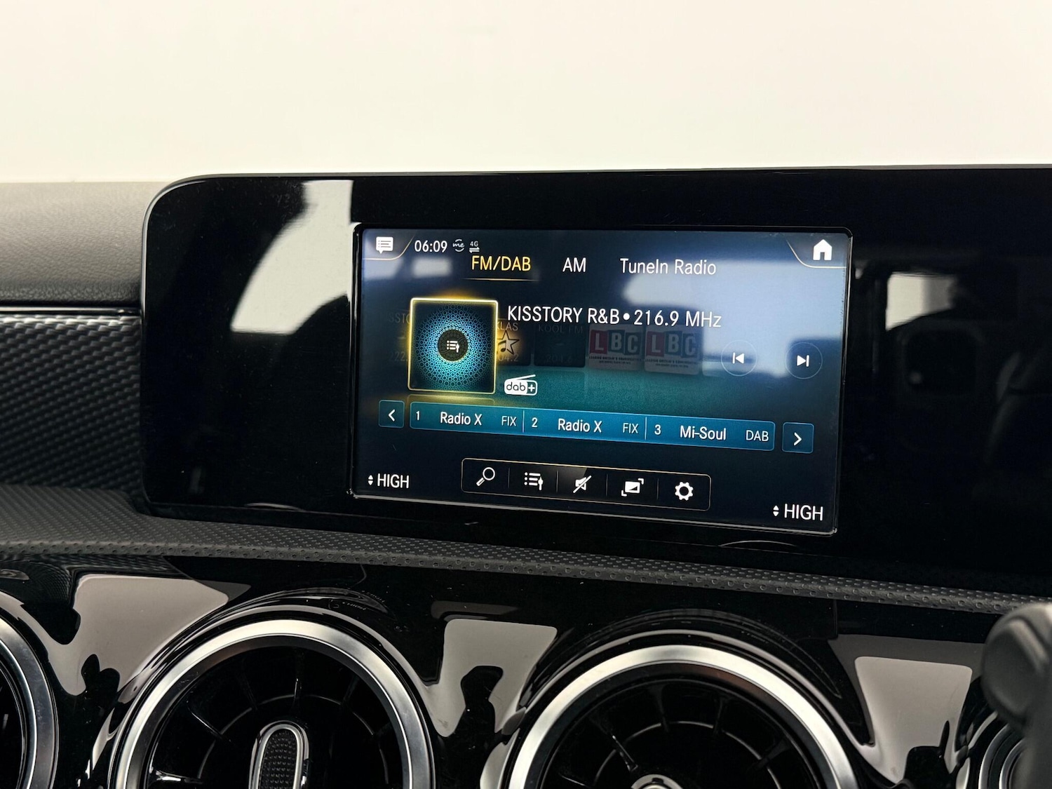 Used Mercedes-Benz A-Class 2019 for sale - 77182432: Photo 29