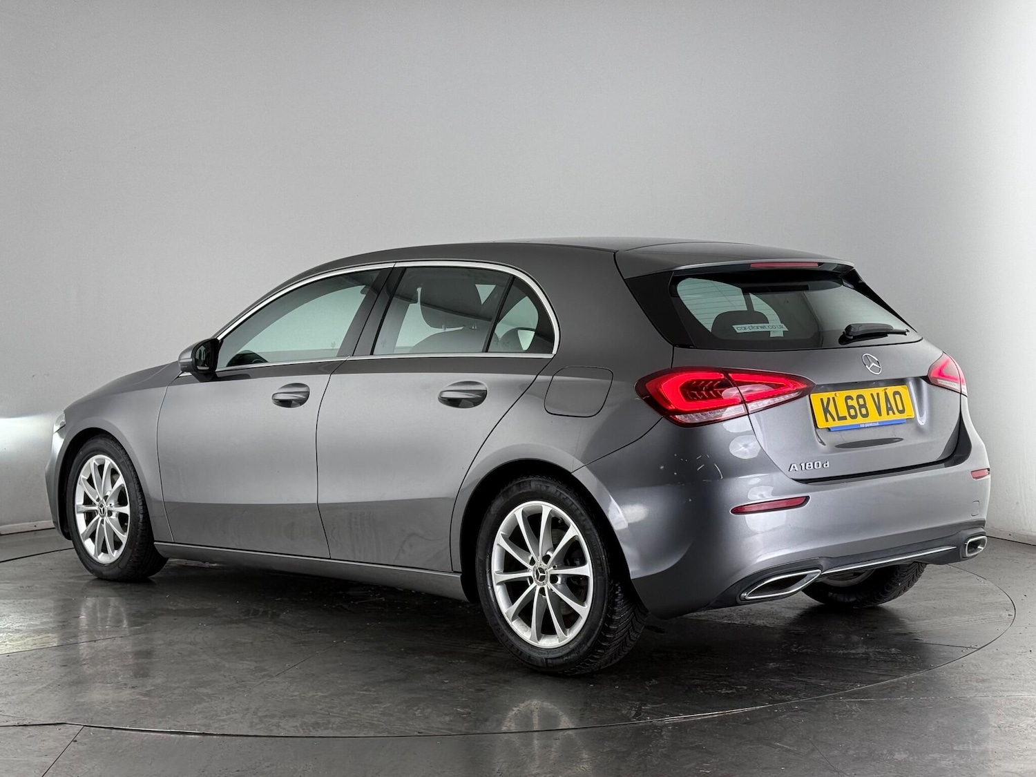 Used Mercedes-Benz A-Class 2019 for sale - 77182432: Photo 4