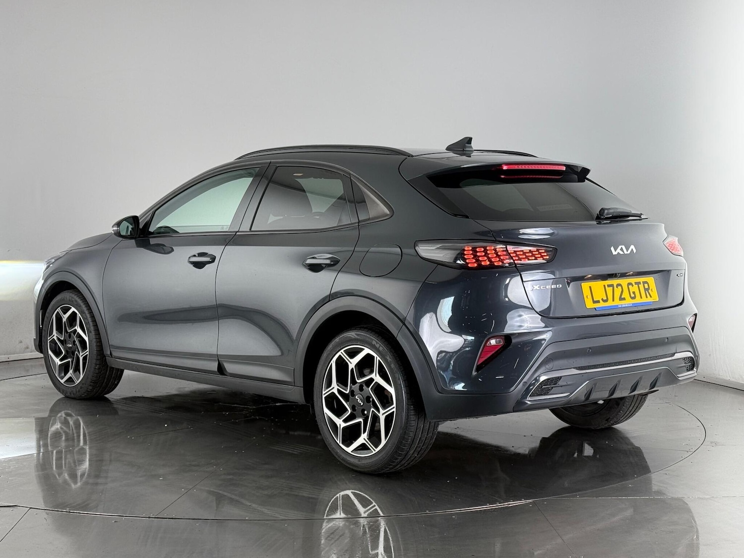 Used Kia XCeed 2023 for sale - 77183033: Photo 3