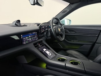 Used Porsche Taycan 2020 for sale - 79497325: Photo