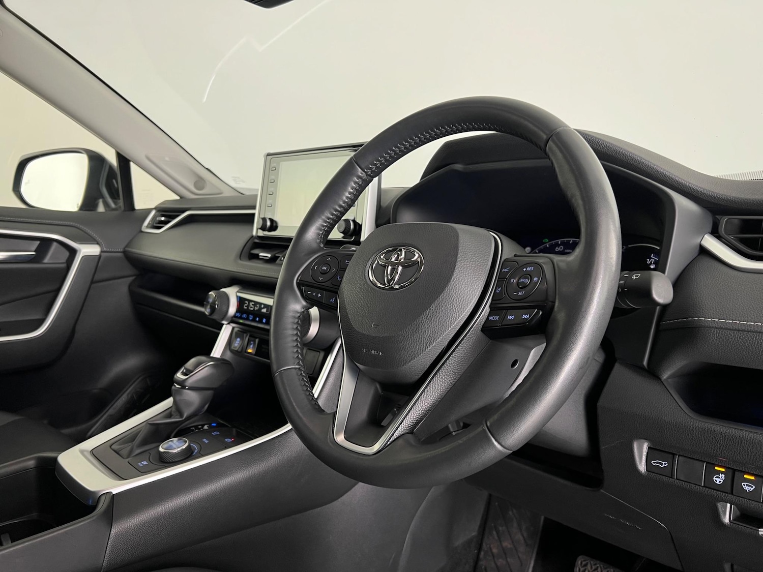 Used Toyota RAV4 2022 for sale - 76466820: Photo 25