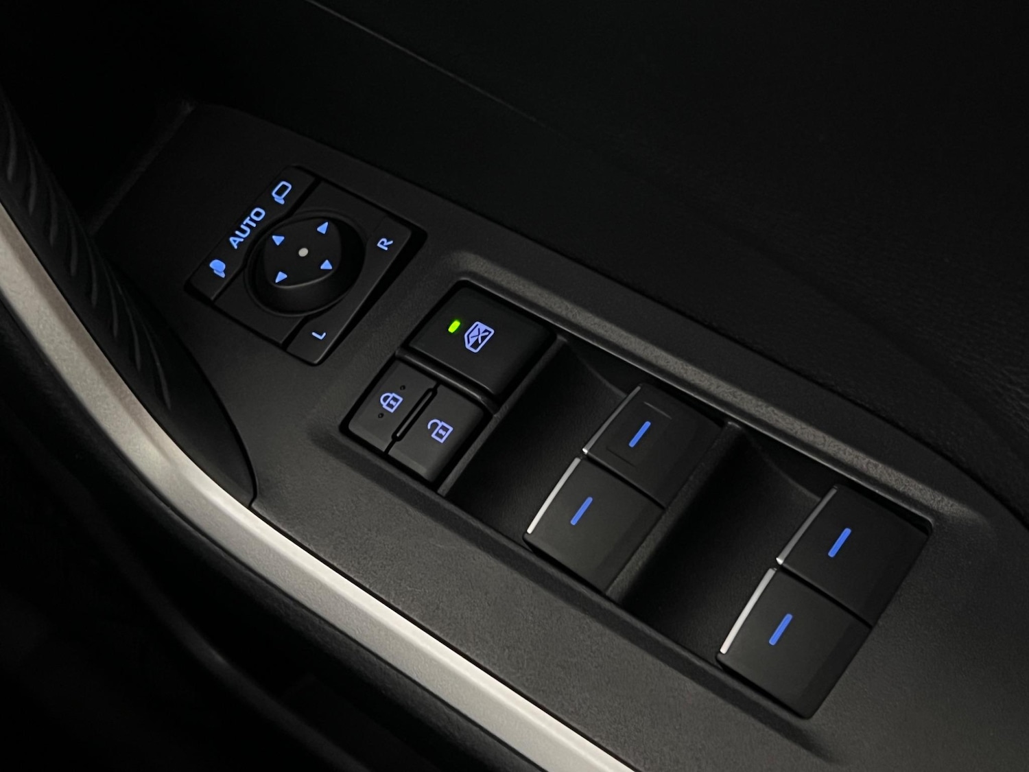 Used Toyota RAV4 2022 for sale - 76466820: Photo 43