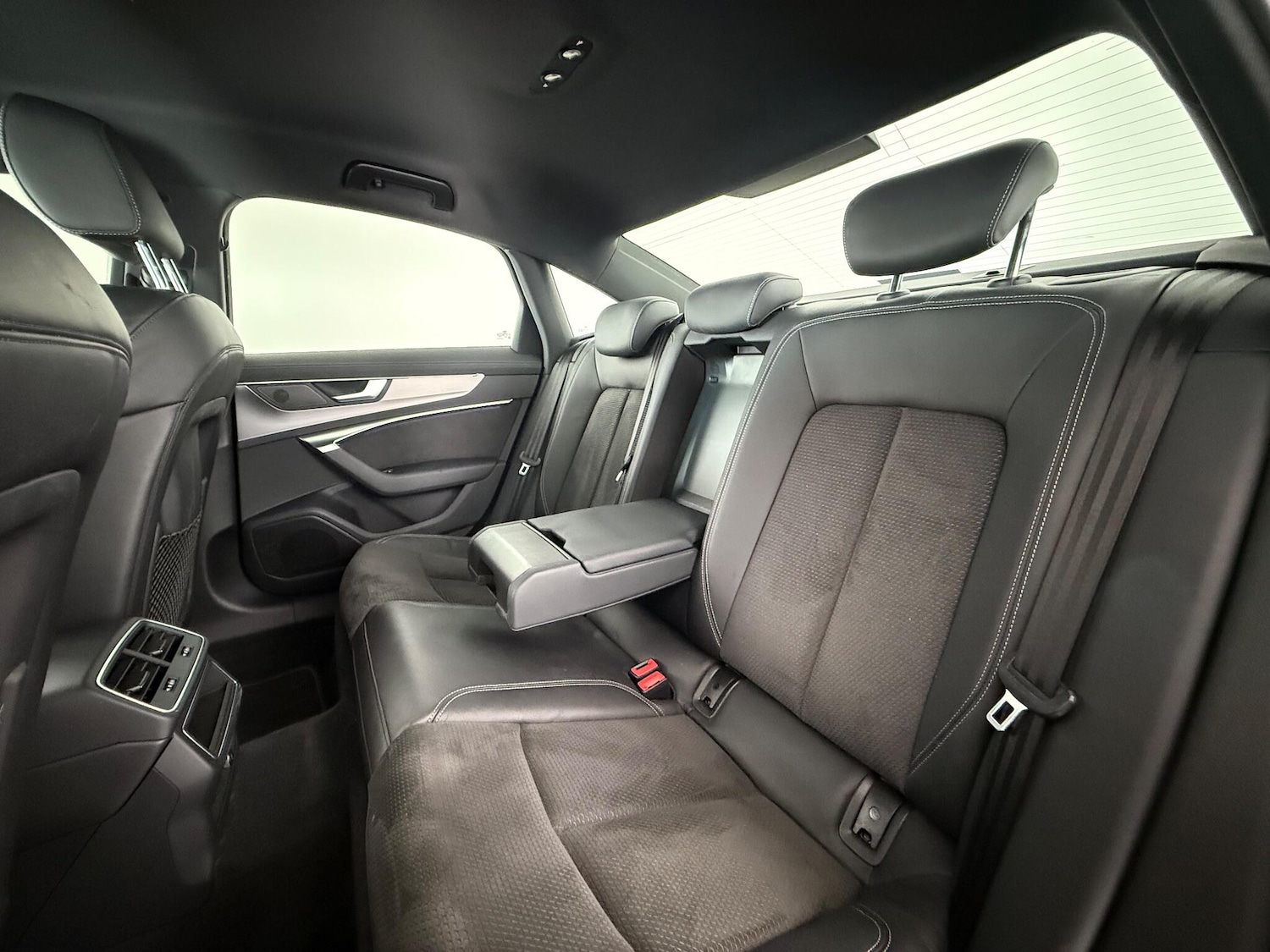 Used Audi A6 Saloon 2019 for sale - 77222000: Photo 13