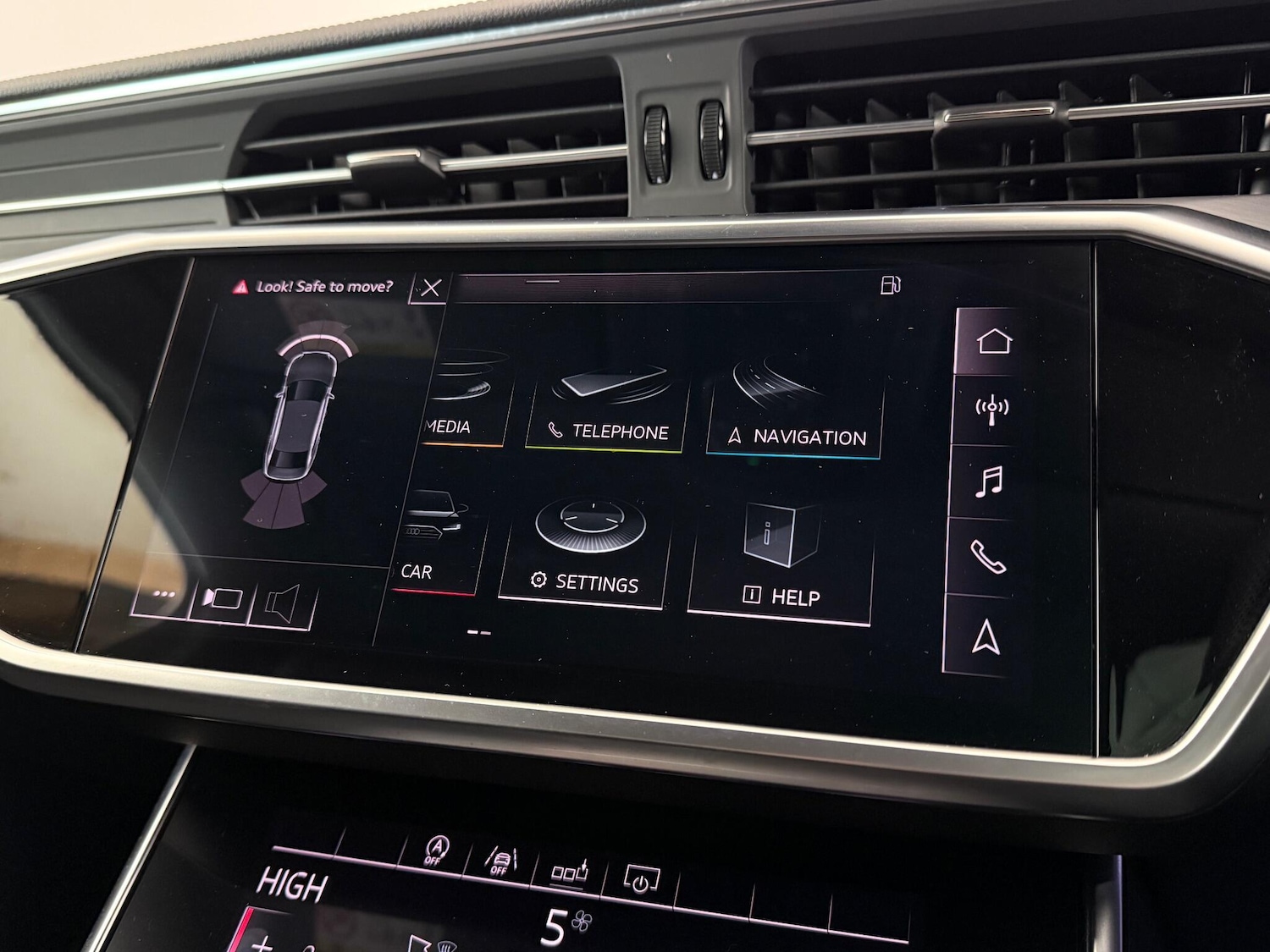 Used Audi A6 Saloon 2019 for sale - 77222000: Photo 25