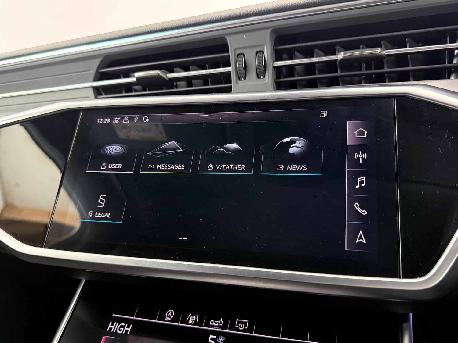 Used Audi A6 Saloon 2019 for sale - 77222000: Photo 33