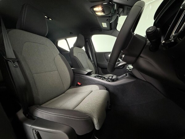Used Volvo XC40 2023 for sale - 76216899: Photo 17