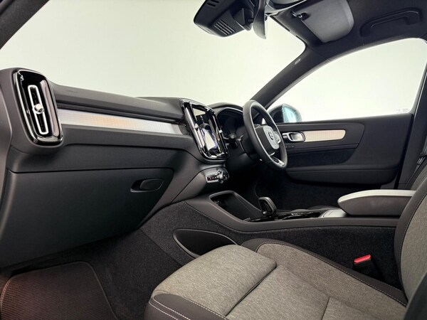 Used Volvo XC40 2023 for sale - 76216899: Photo 19