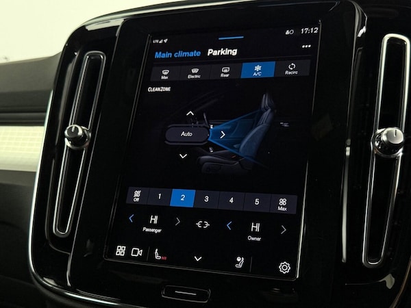 Used Volvo XC40 2023 for sale - 76216899: Photo 41