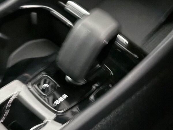 Used Volvo XC40 2023 for sale - 76216899: Photo 47