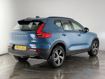 Used Volvo XC40 2023 for sale - 76216899: Photo 4