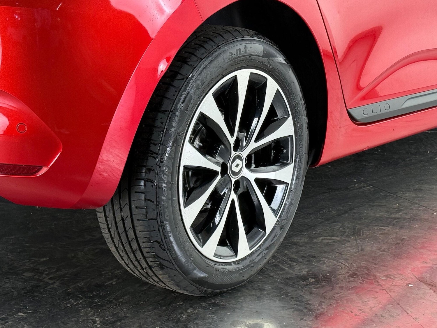 Used Renault Clio 2021 for sale - 77243685: Photo 8