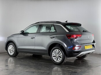 Used Volkswagen T-Roc 2022 for sale - 77511507: Photo