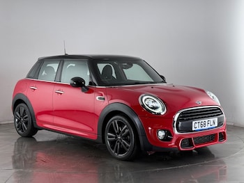 Used MINI Hatch 2019 for sale - 77246605: Photo
