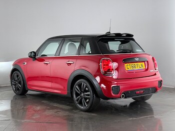 Used MINI Hatch 2019 for sale - 77246605: Photo