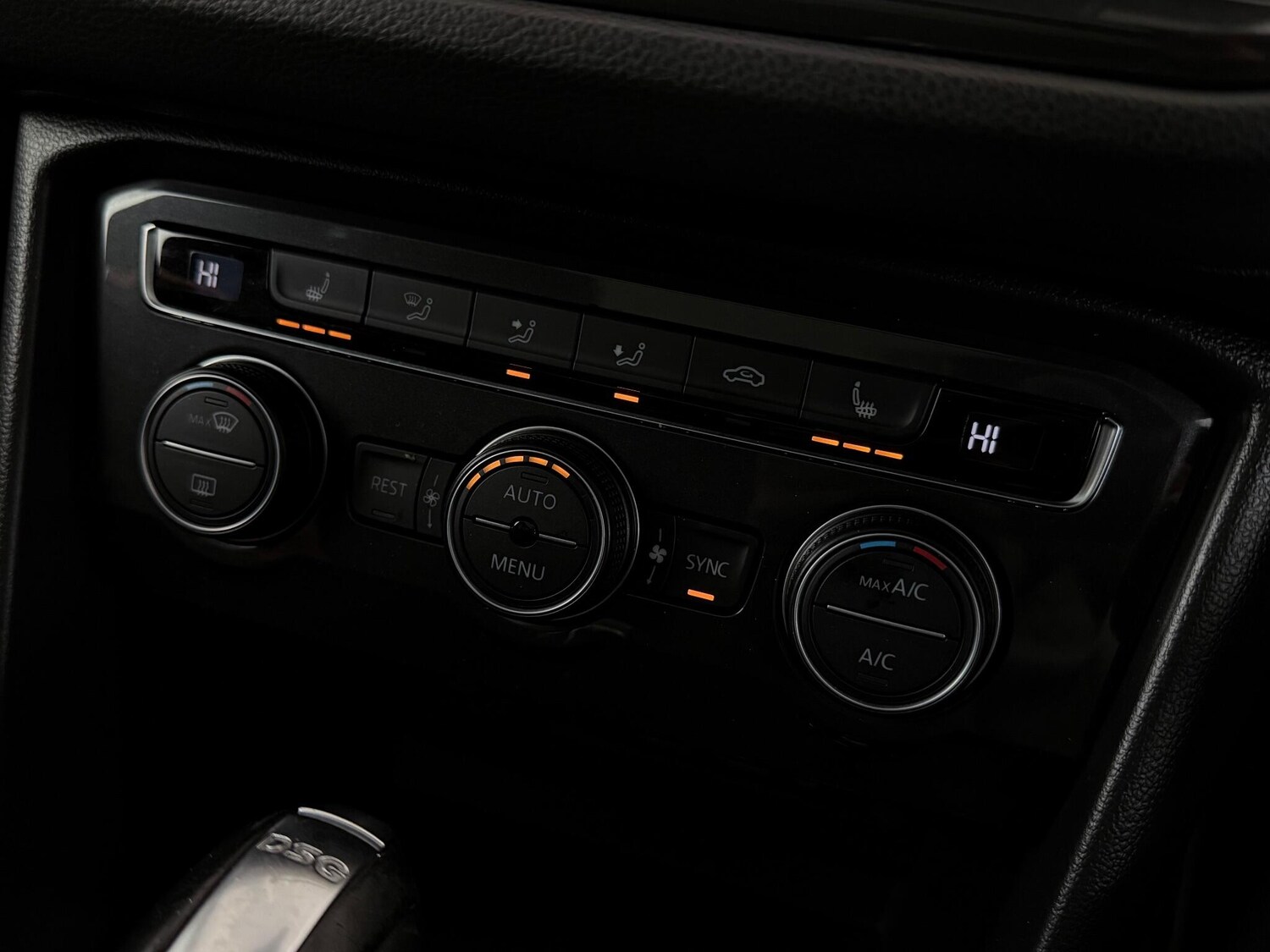 Used Volkswagen Tiguan 2019 for sale - 76855628: Photo 43