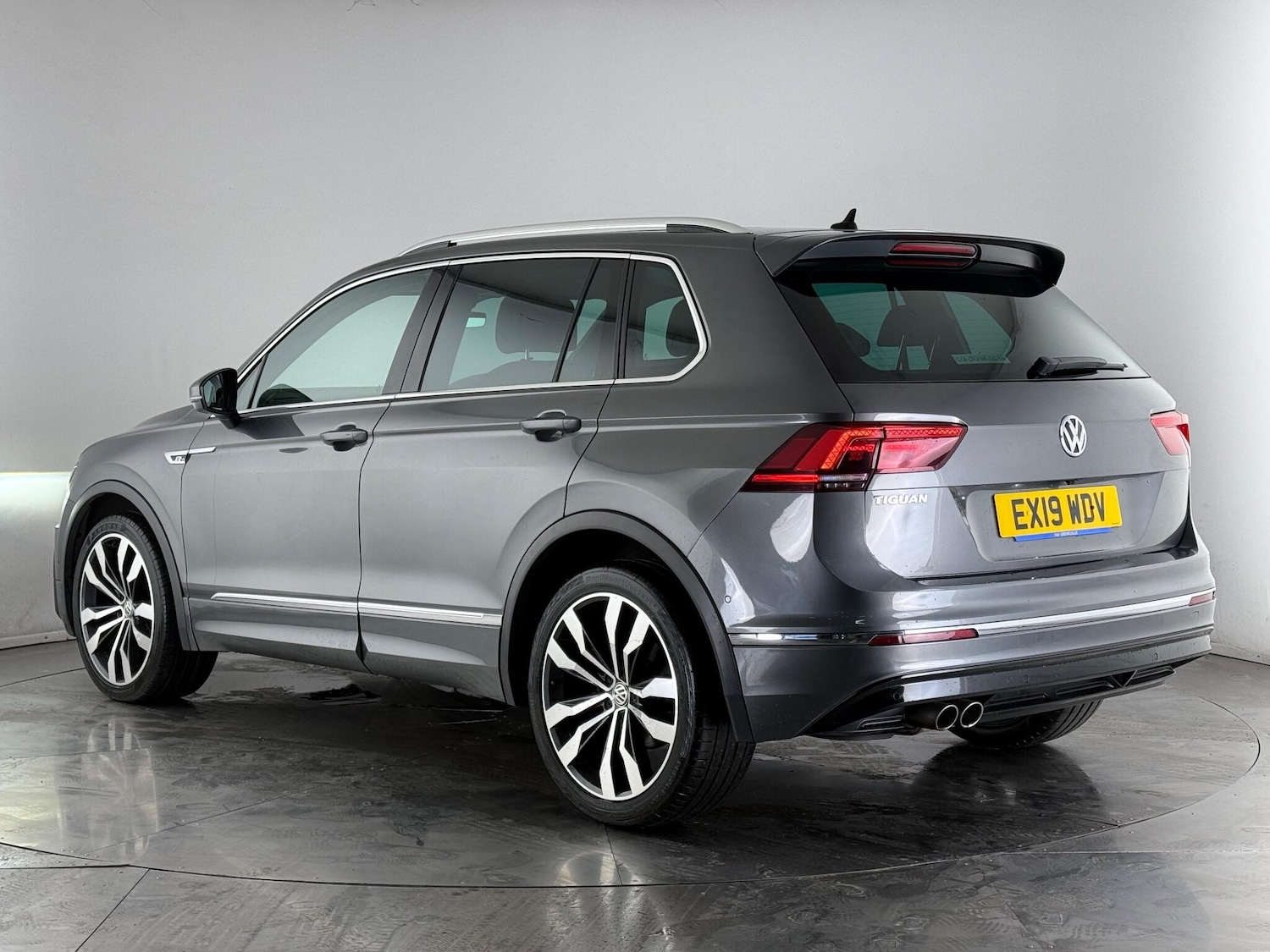 Used Volkswagen Tiguan 2019 for sale - 76855628: Photo 5