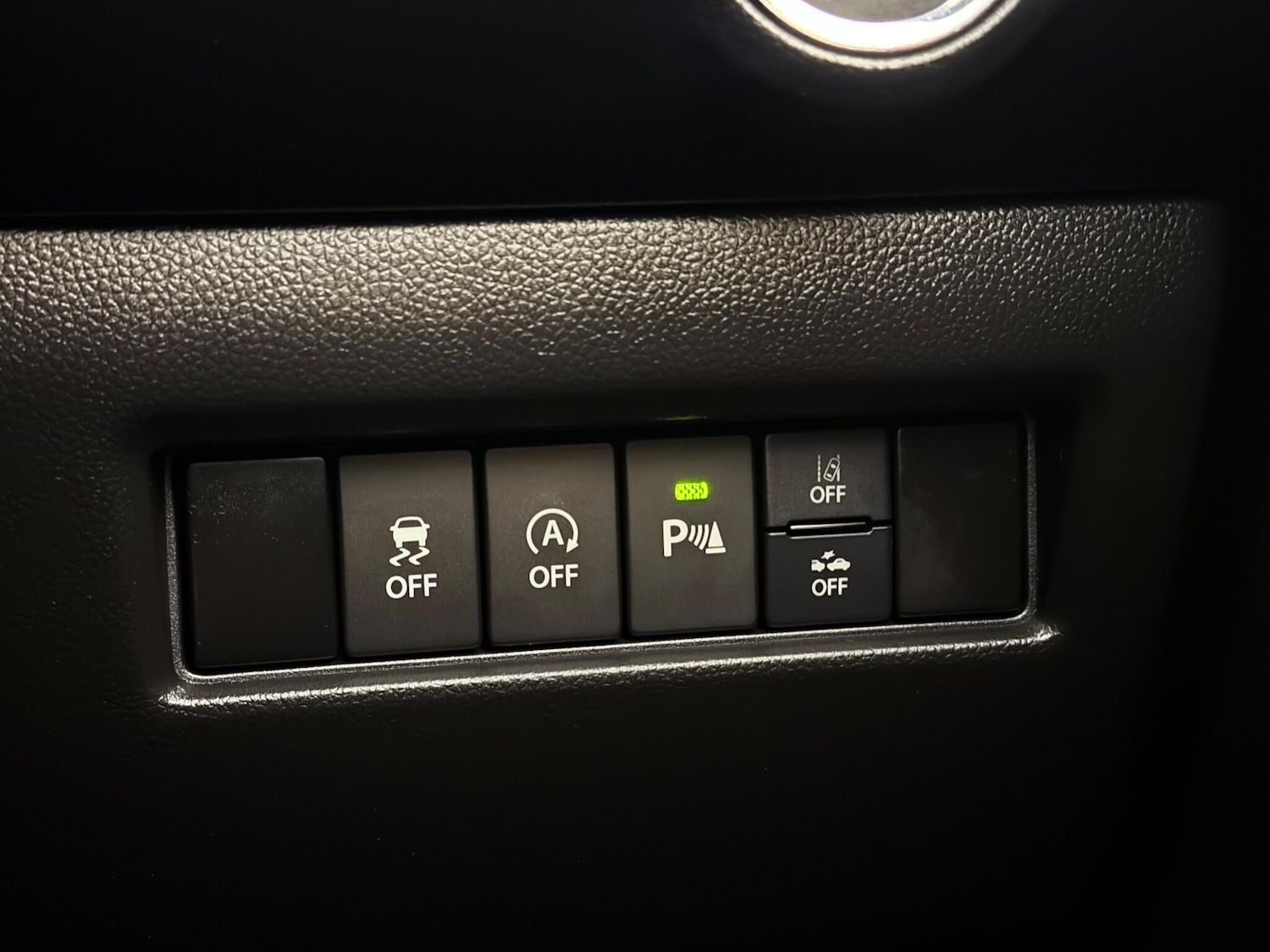 Used Suzuki Swift 2021 for sale - 77221925: Photo 26