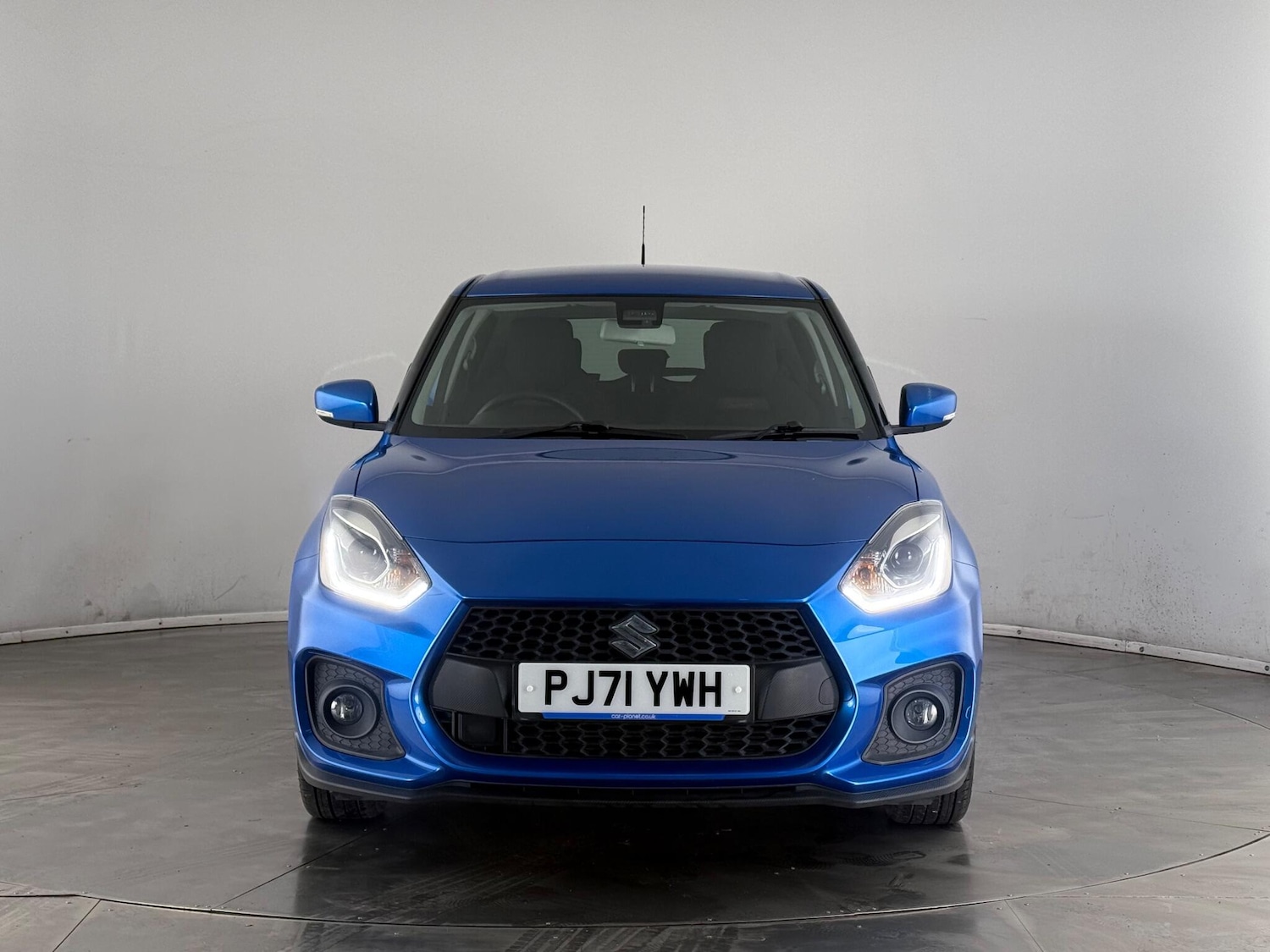 Used Suzuki Swift 2021 for sale - 77221925: Photo 5