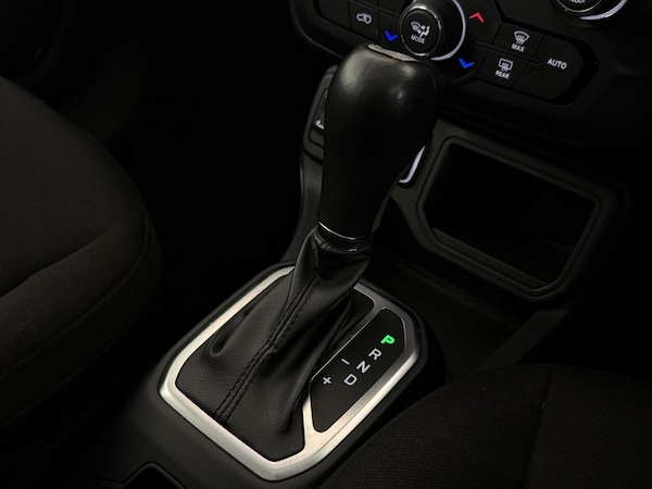 Used Jeep Renegade 2020 for sale - 76256521: Photo 38