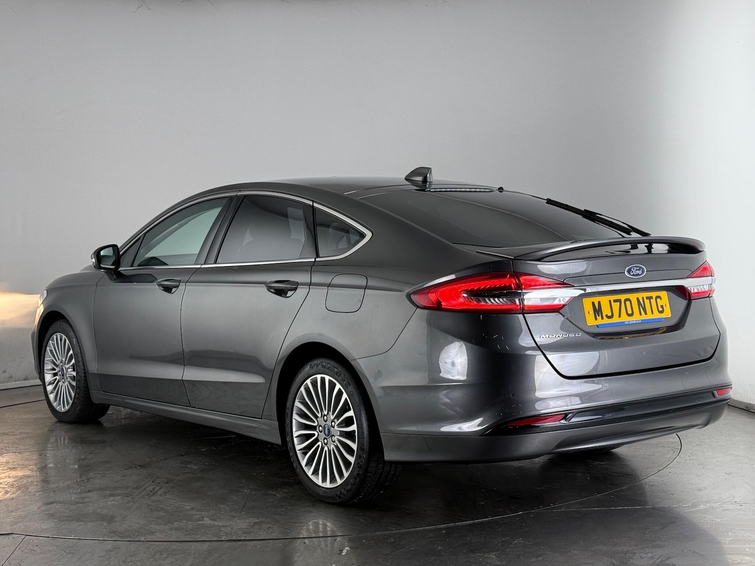 Used Ford Mondeo 2020 for sale - 77222177: Photo 4