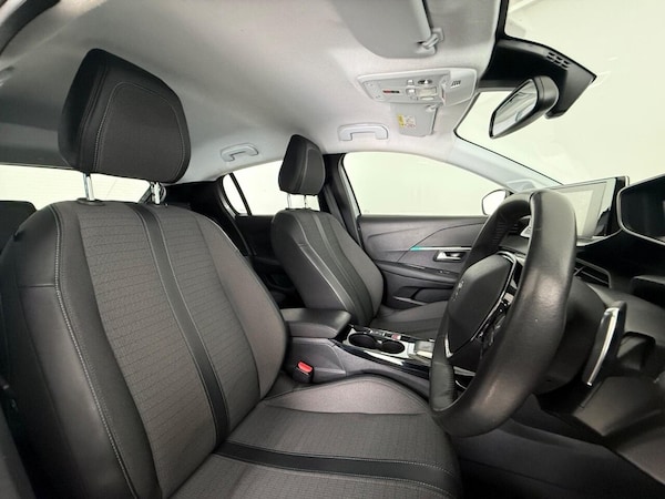 Used Peugeot 208 2023 for sale - 76010508: Photo 16