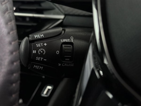 Used Peugeot 208 2023 for sale - 76010508: Photo 28