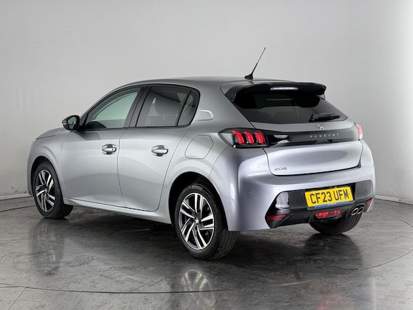 Used Peugeot 208 2023 for sale - 76010508: Photo 4