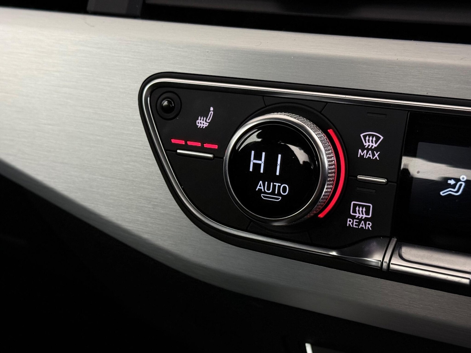 Used Audi A4 2018 for sale - 77260318: Photo 39