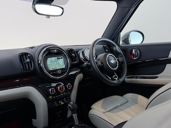 Used MINI Countryman 2017 for sale - 79453957: Photo