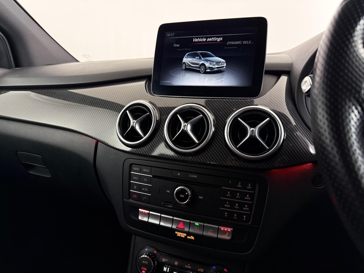 Used Mercedes-Benz B Class 2017 for sale - 77054067: Photo 42