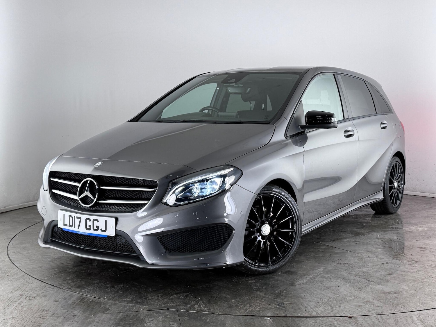 Used Mercedes-Benz B Class 2017 for sale - 77054067: Photo 46