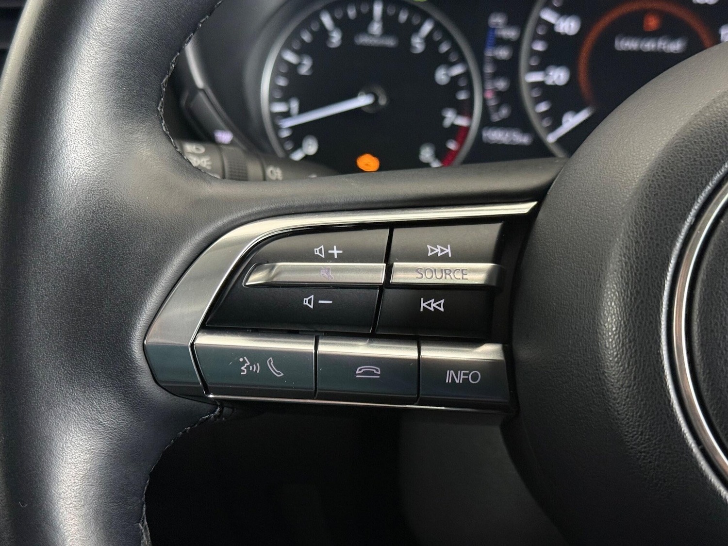 Used Mazda CX-30 2022 for sale - 76466713: Photo 30