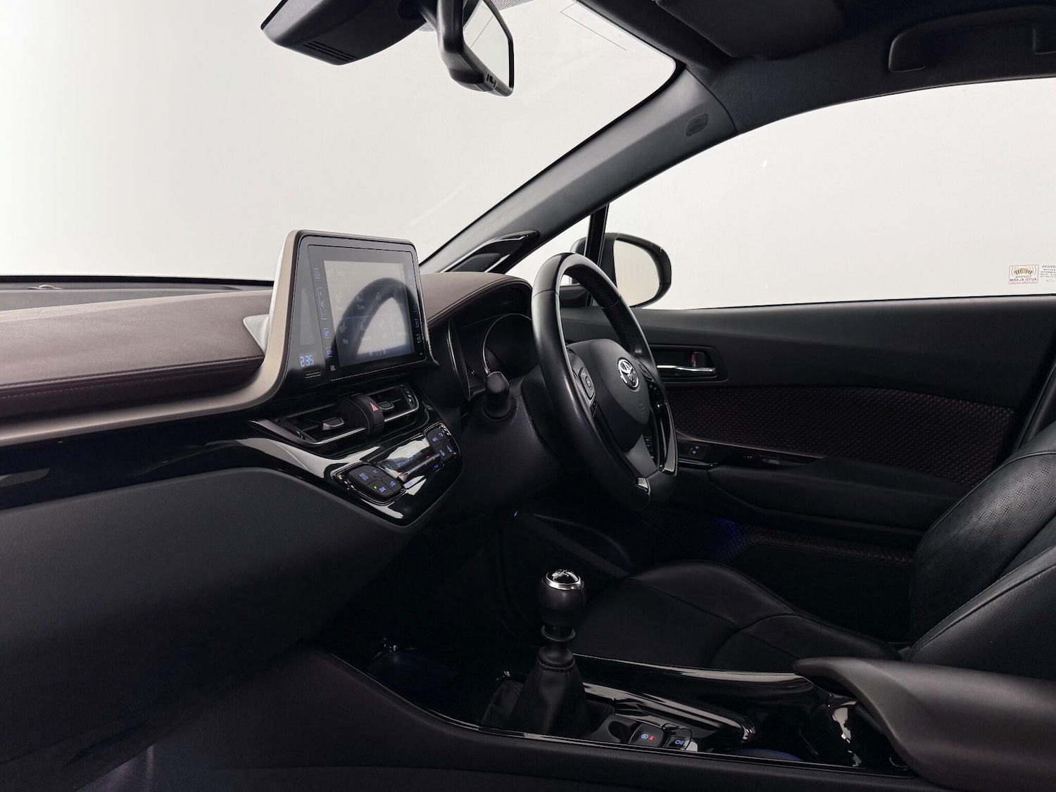 Used Toyota C-HR 2018 for sale - 76466897: Photo 21