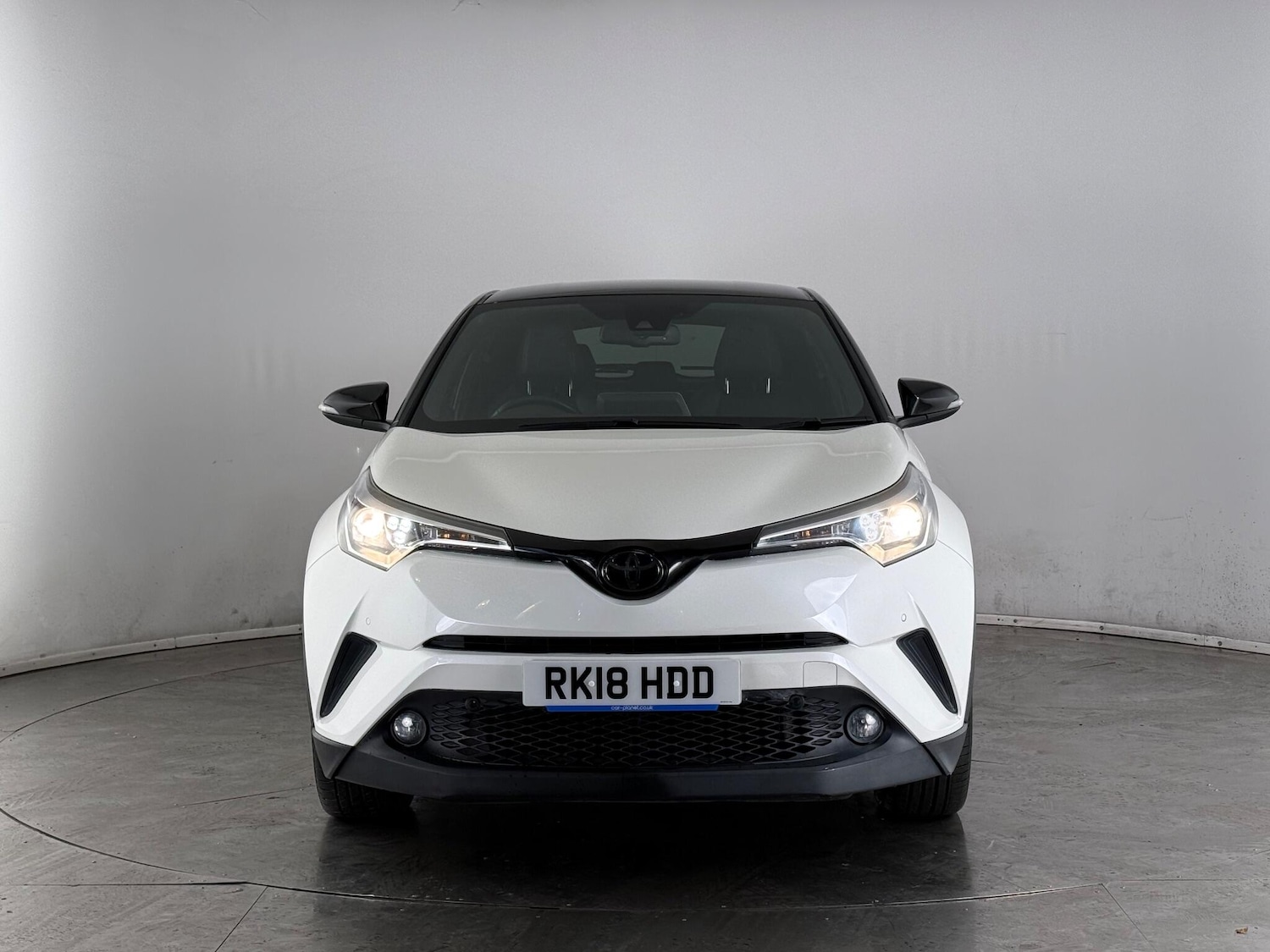 Used Toyota C-HR 2018 for sale - 76466897: Photo 3