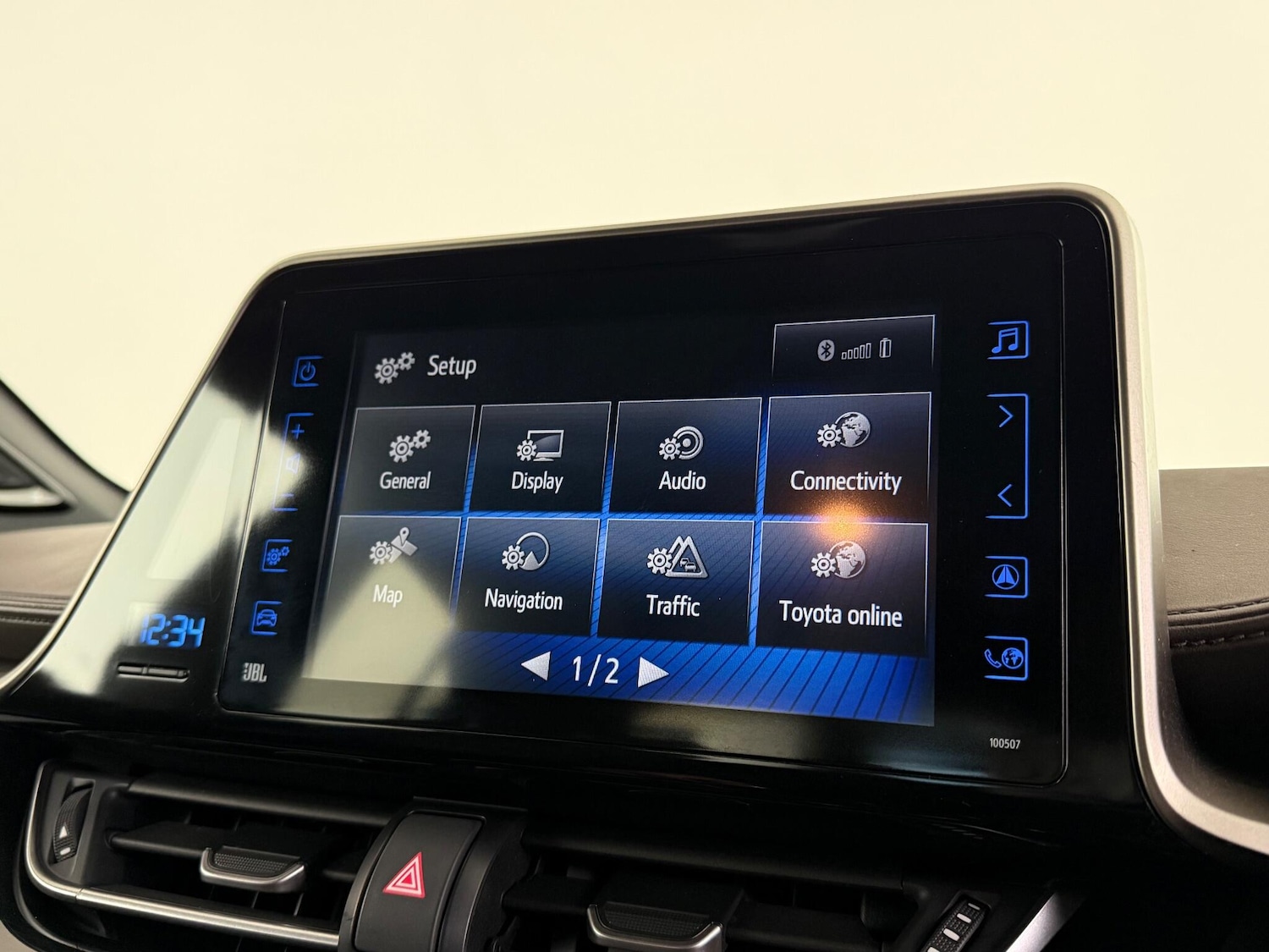 Used Toyota C-HR 2018 for sale - 76466897: Photo 31