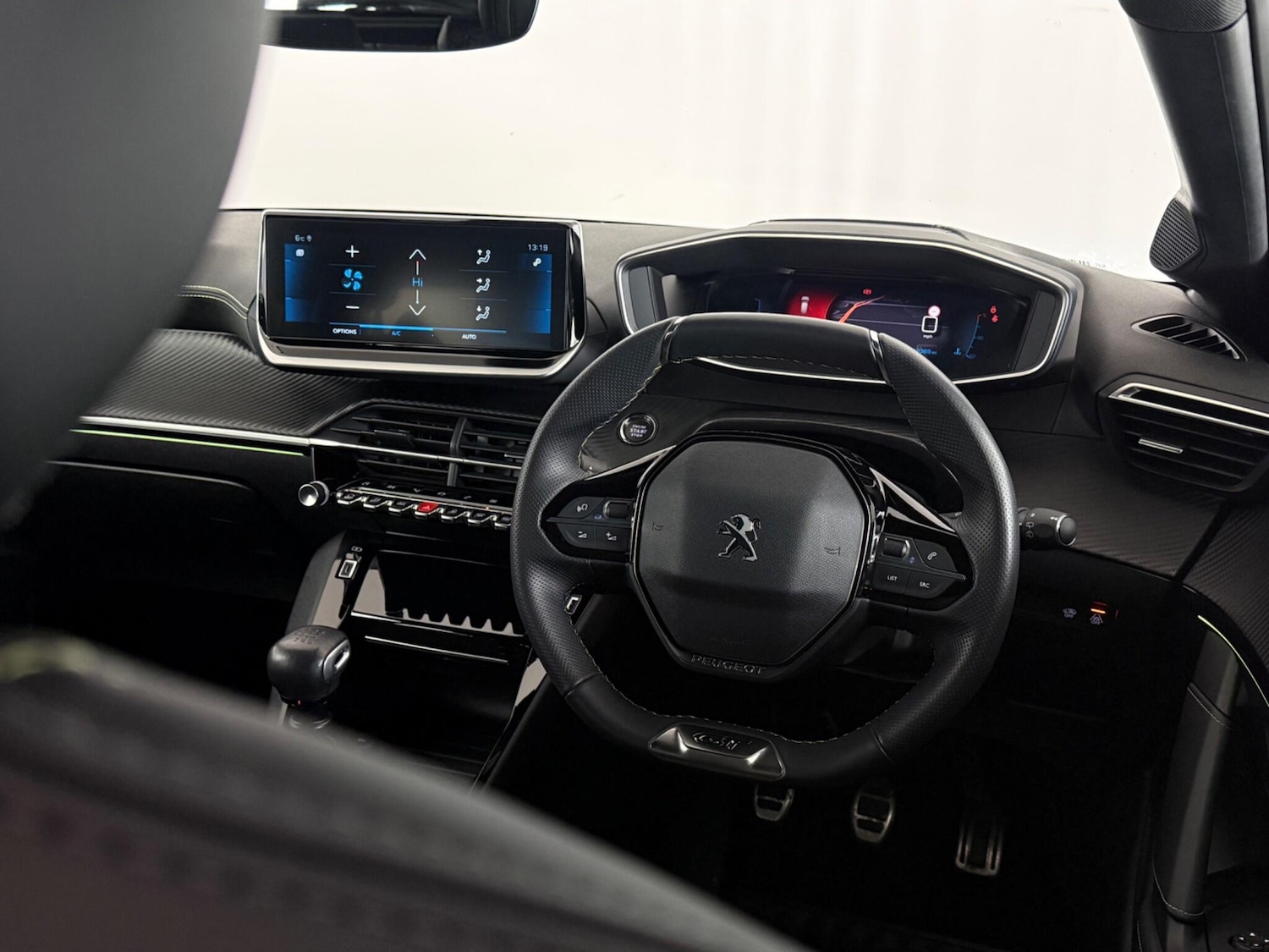 Used Peugeot 208 2022 for sale - 77412506: Photo 23