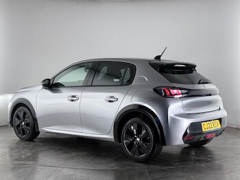 Used Peugeot 208 2022 for sale - 77412506: Photo