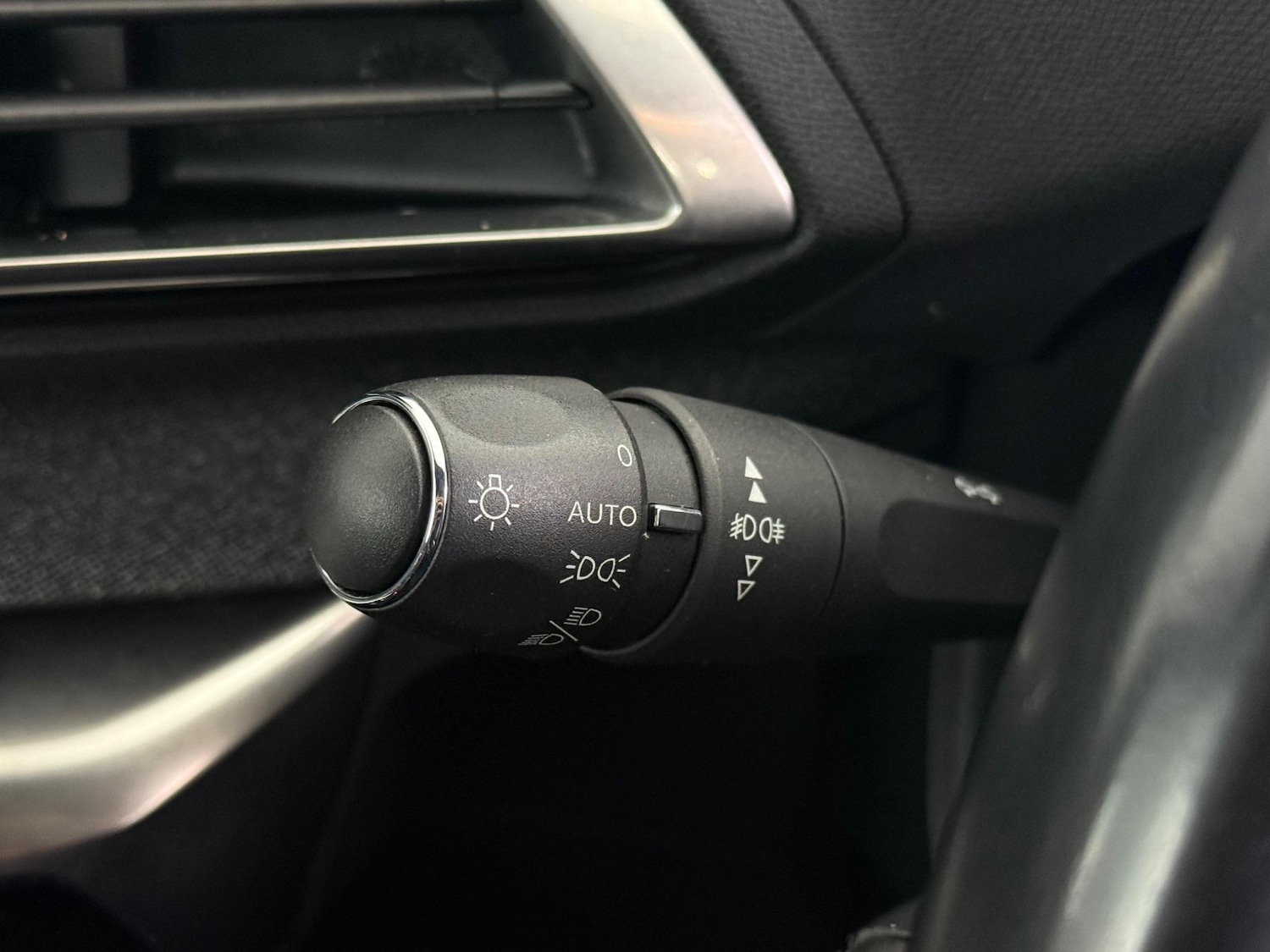 Used Peugeot 3008 for sale - 76484493: Photo 30