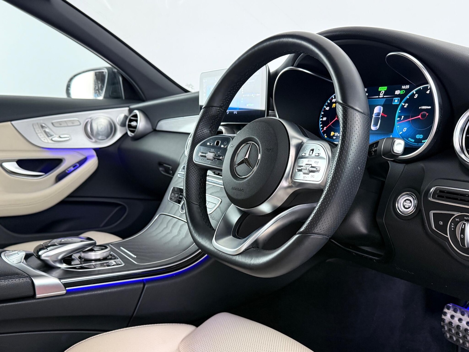 Used Mercedes-Benz C Class 2020 for sale - 77659189: Photo 17