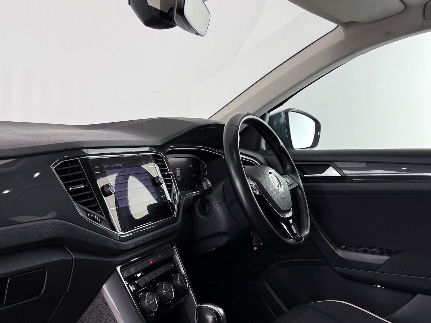 Used Volkswagen T-Roc 2021 for sale - 76714694: Photo 16