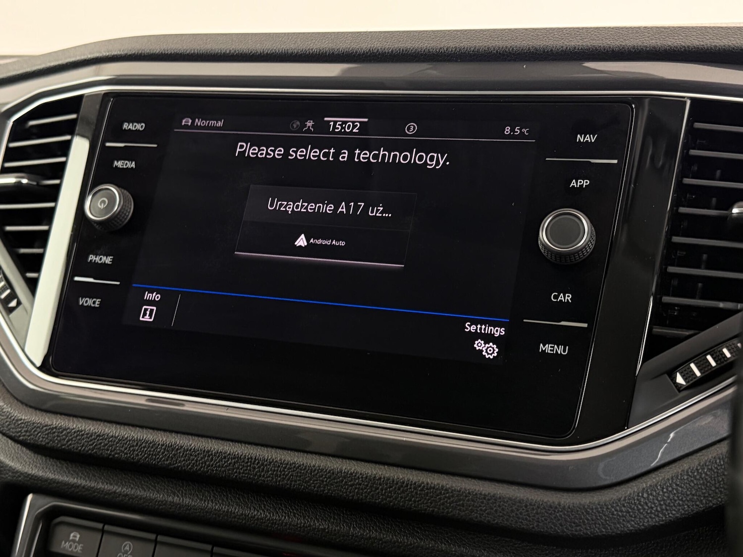 Used Volkswagen T-Roc 2021 for sale - 76714694: Photo 34