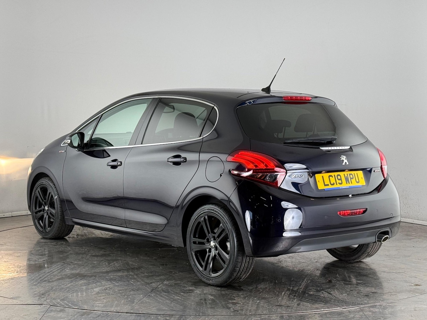 Used Peugeot 208 2019 for sale - 76467239: Photo 5