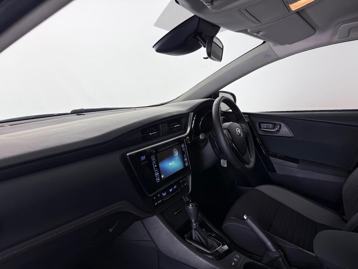 Used Toyota Auris 2016 for sale - 76990303: Photo 16